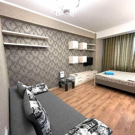 Homeservice Apartments On Stefan Cel Mare Boulevard Chisináu Exterior foto